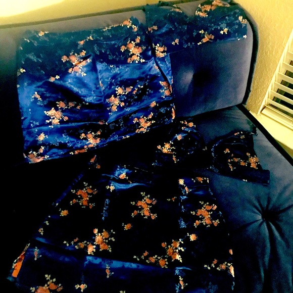 💙 China Doll Skirt Set 💙 - Picture 7 of 7